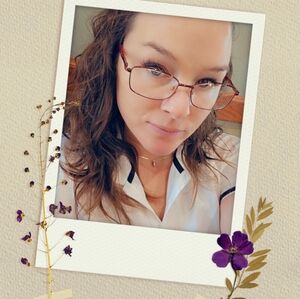 Meet your Posher, Krissi